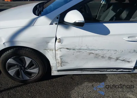 2017 Hyundai Ioniq Hybrid Sel из США, поврежденный, VIN KMHC75LC8HU031654